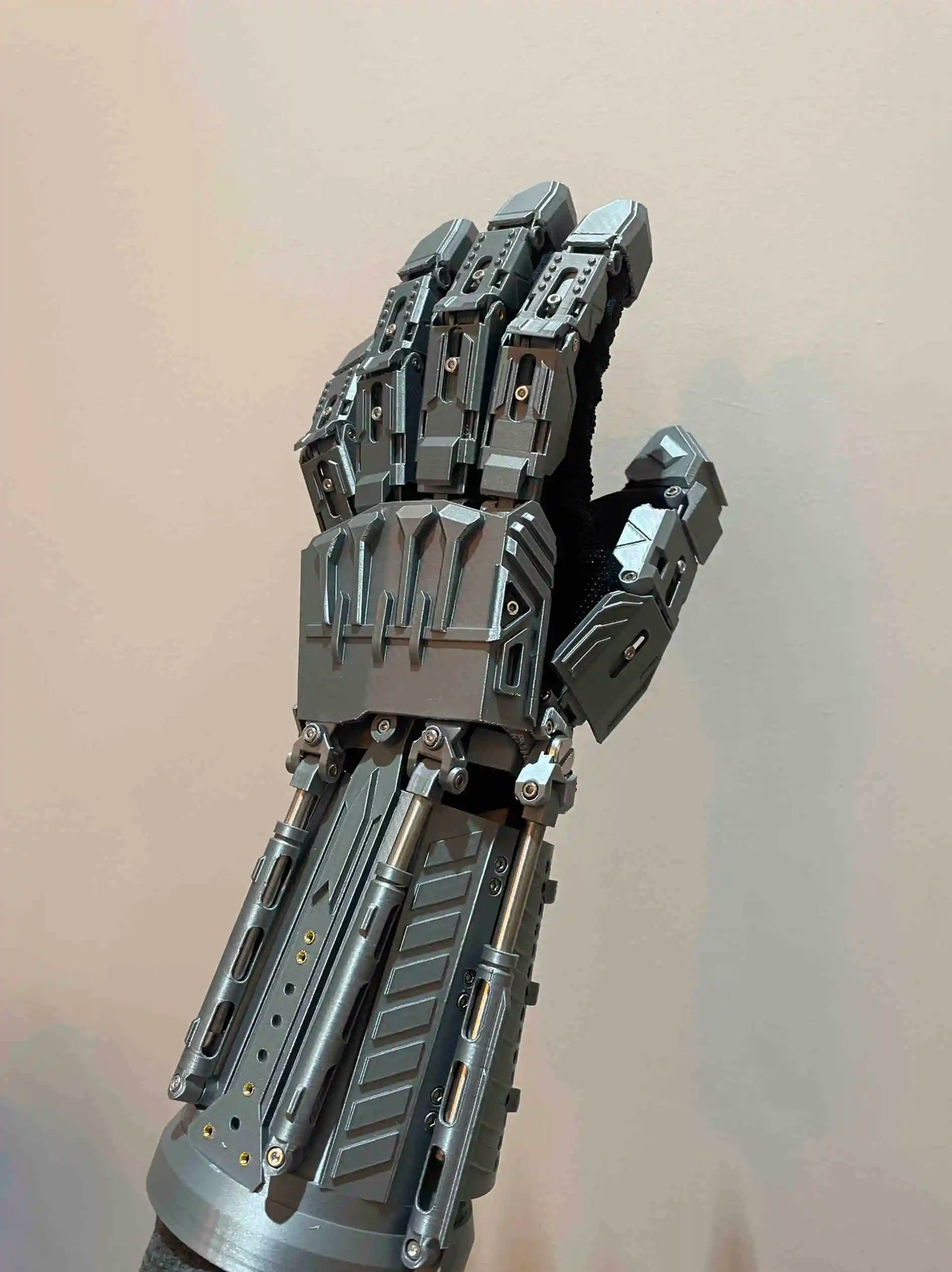 Cyber Tactical Mech Arm Prop