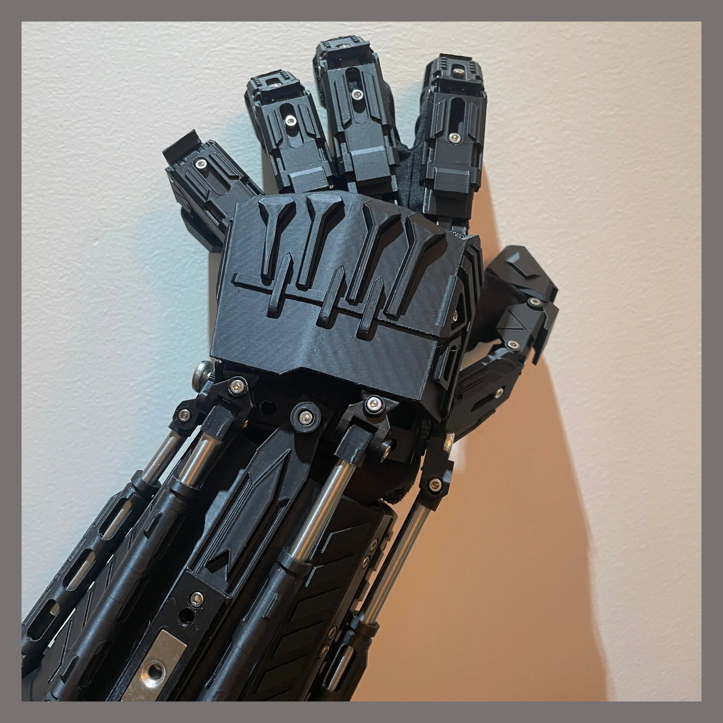 Cyber Tactical Mech Arm Prop